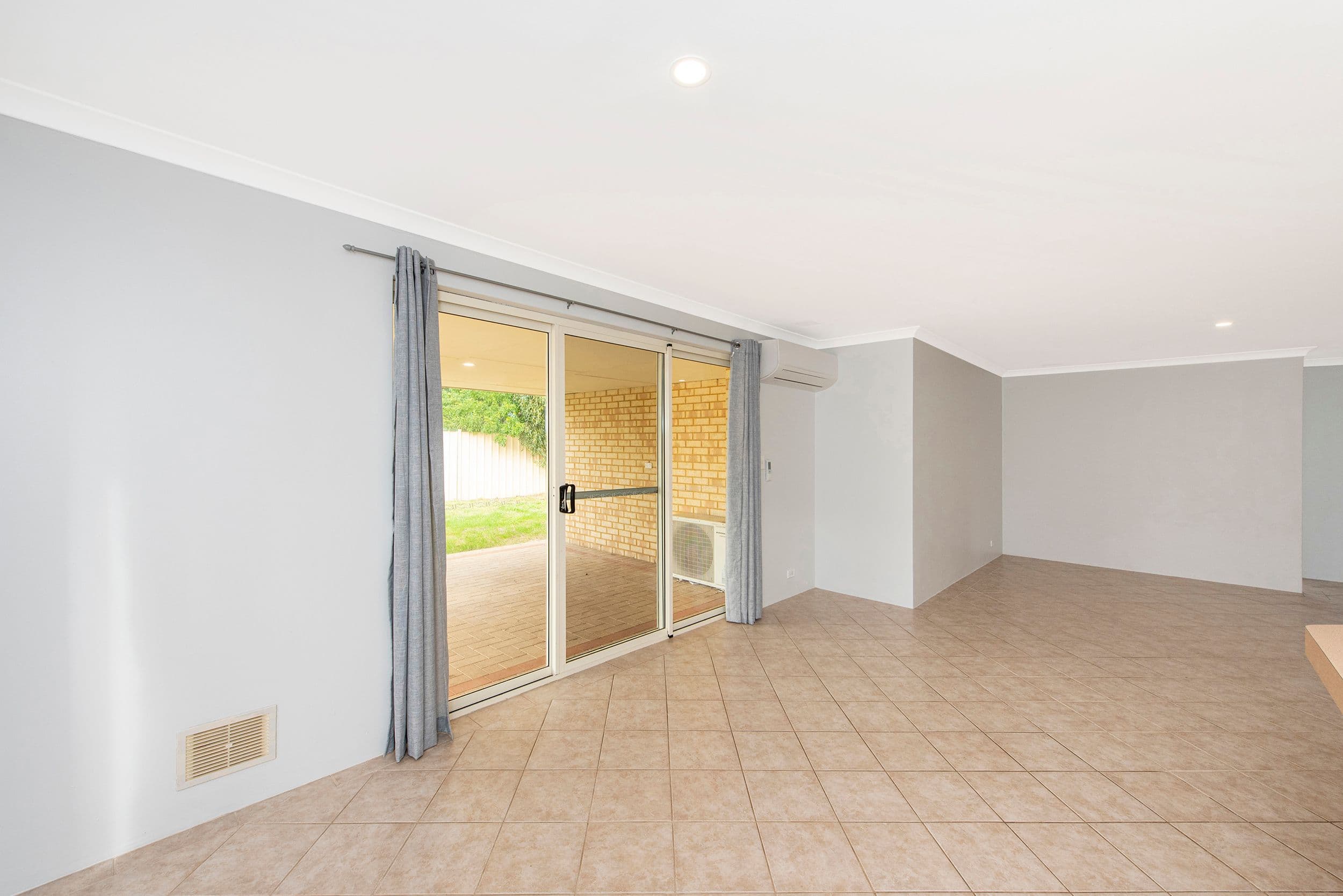 2 Wittecarra Crescent, Port Kennedy WA 6172, Port Kennedy - Thumbnail 8