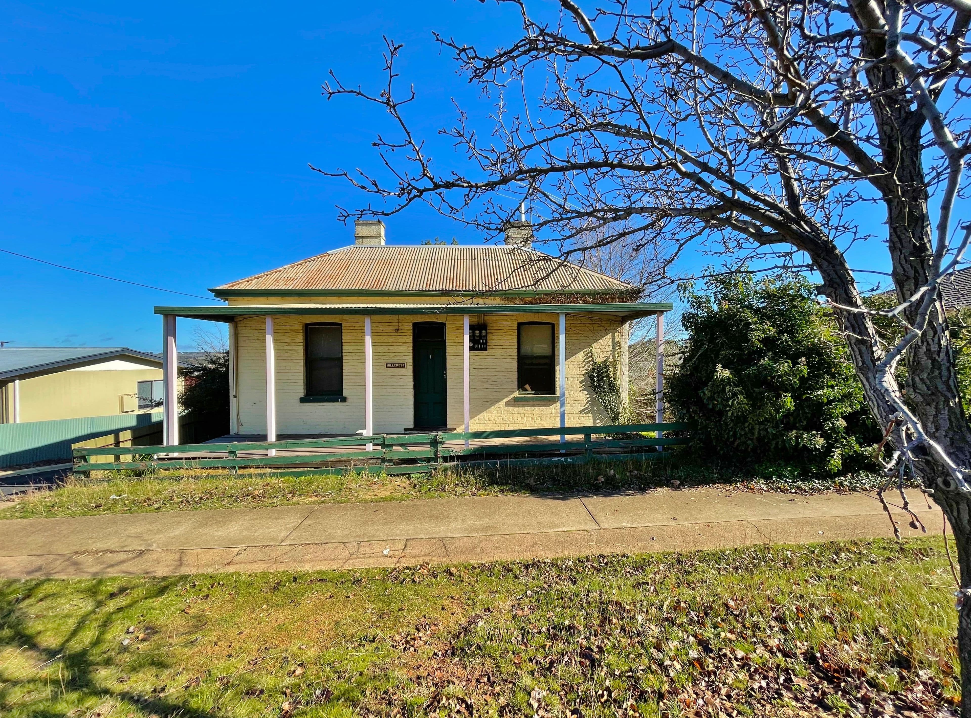 17 Main Street, Young NSW 2594, Young - Image 1
