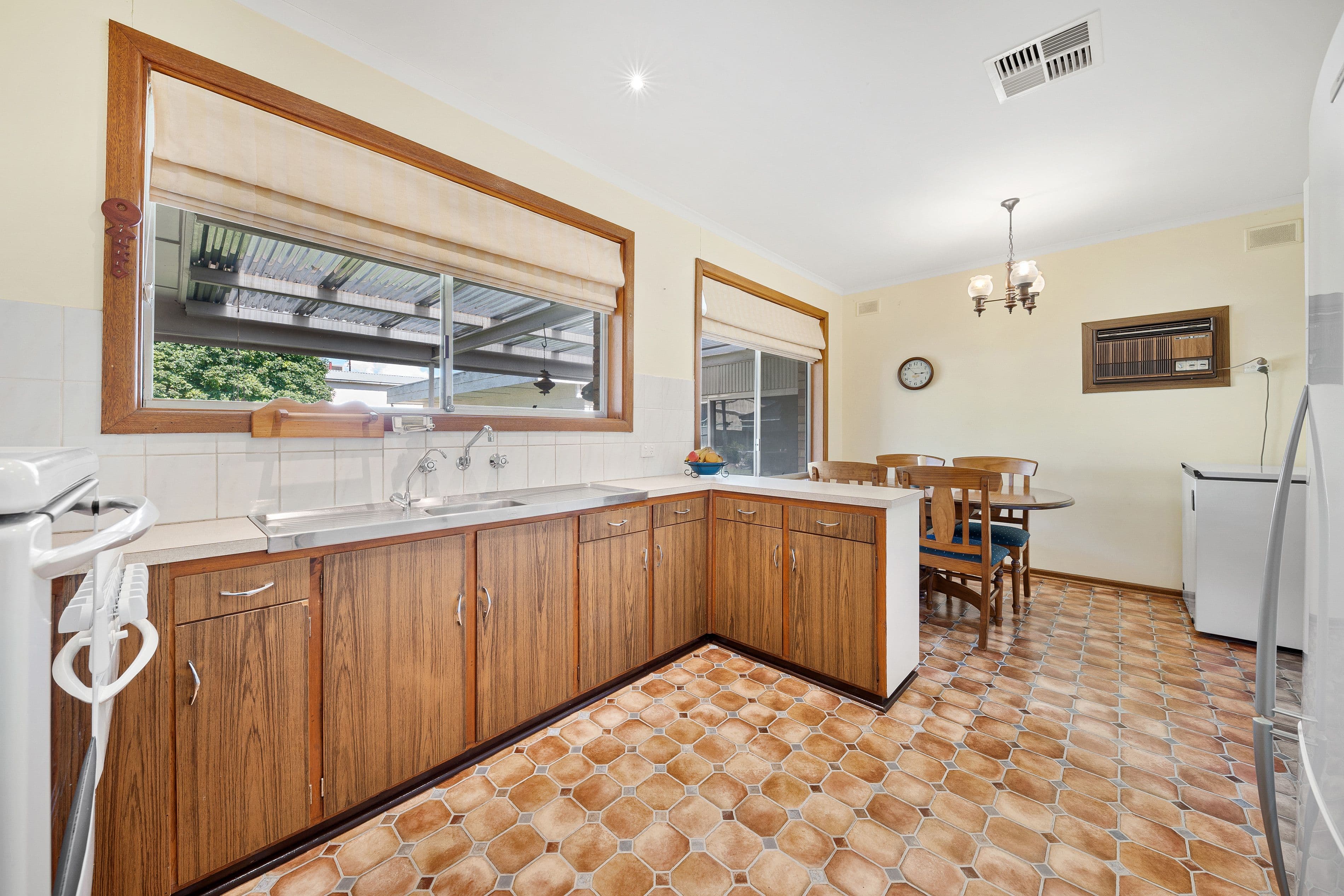 11 London Drive, Salisbury East SA 5109, Salisbury East - Thumbnail 6