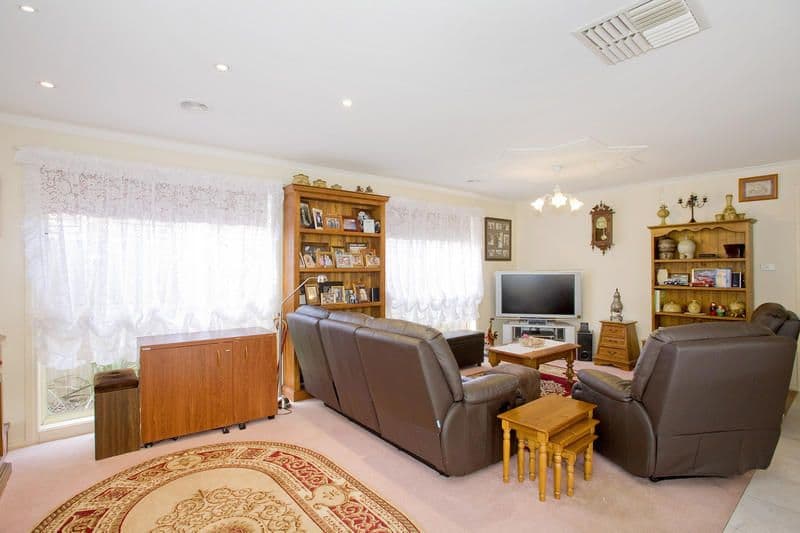 10 Nivek Court, ST ALBANS PARK VIC 3219, St Albans Park - Thumbnail 8