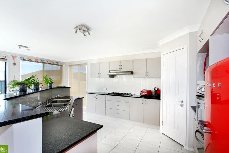 4 Haywards Bay Drive, HAYWARDS BAY NSW 2530, Haywards Bay - Thumbnail 4