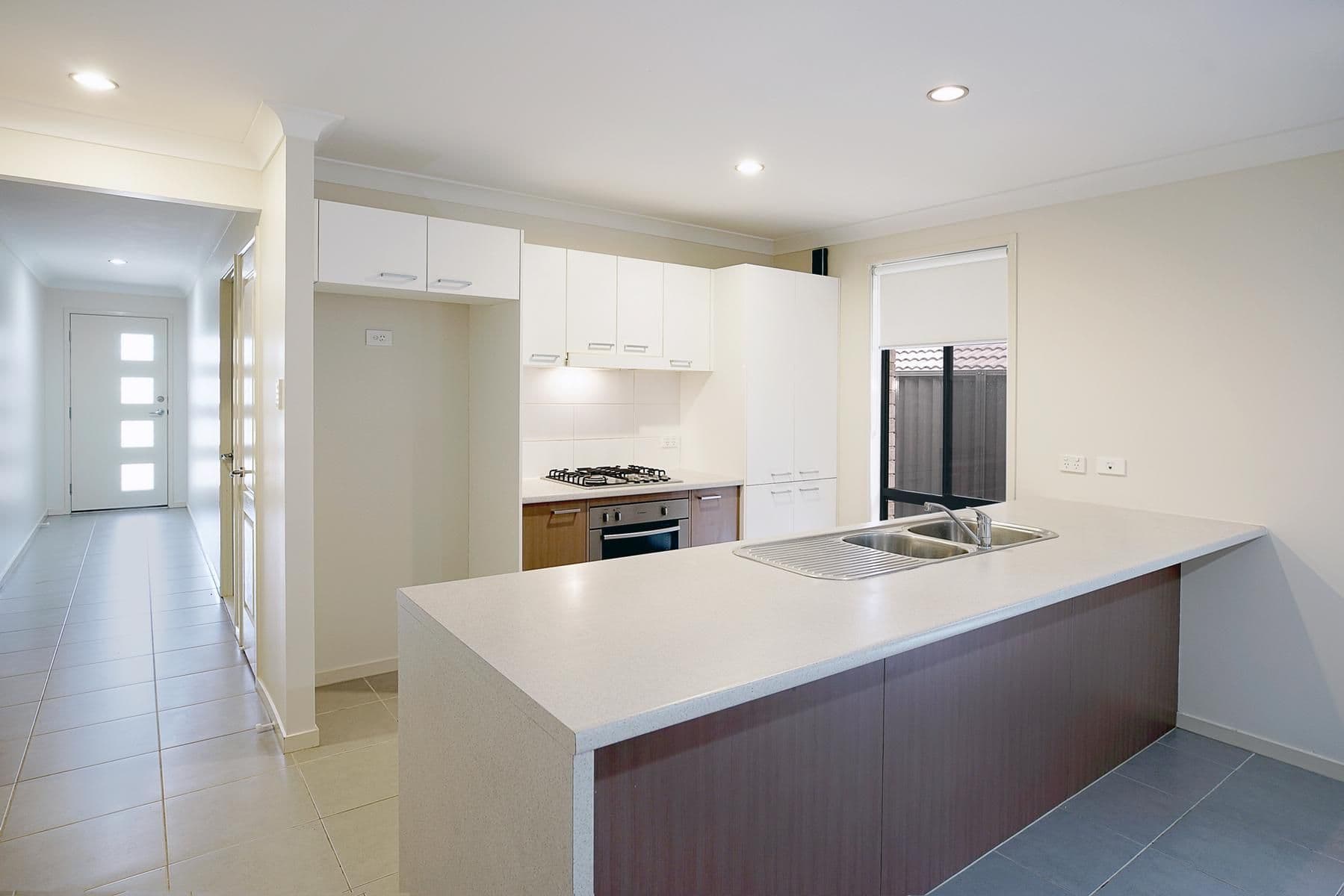 25 Blue View Terrace, Glenmore Park NSW 2745, Glenmore Park - Thumbnail 2