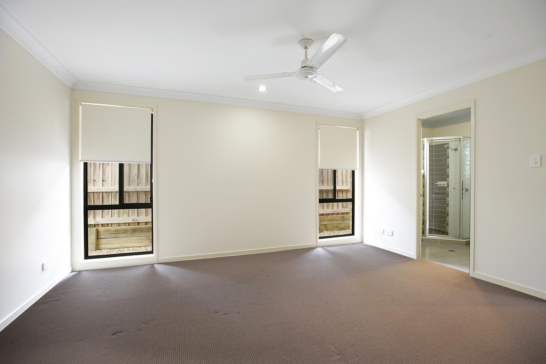 25 Blue View Terrace, Glenmore Park NSW 2745, Glenmore Park - Thumbnail 4
