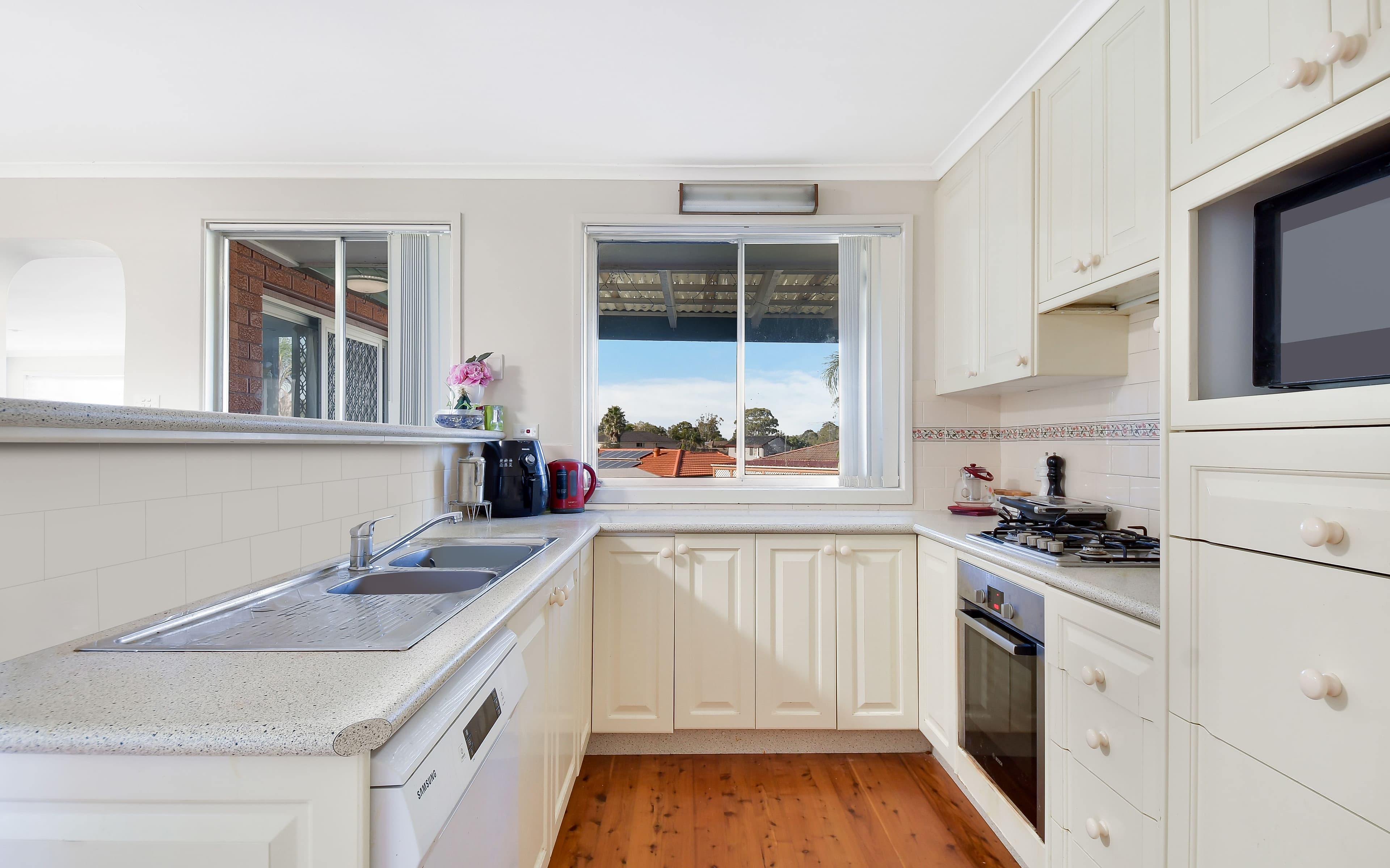 12 Salamaua Place, Glenfield NSW 2167, Glenfield - Thumbnail 2