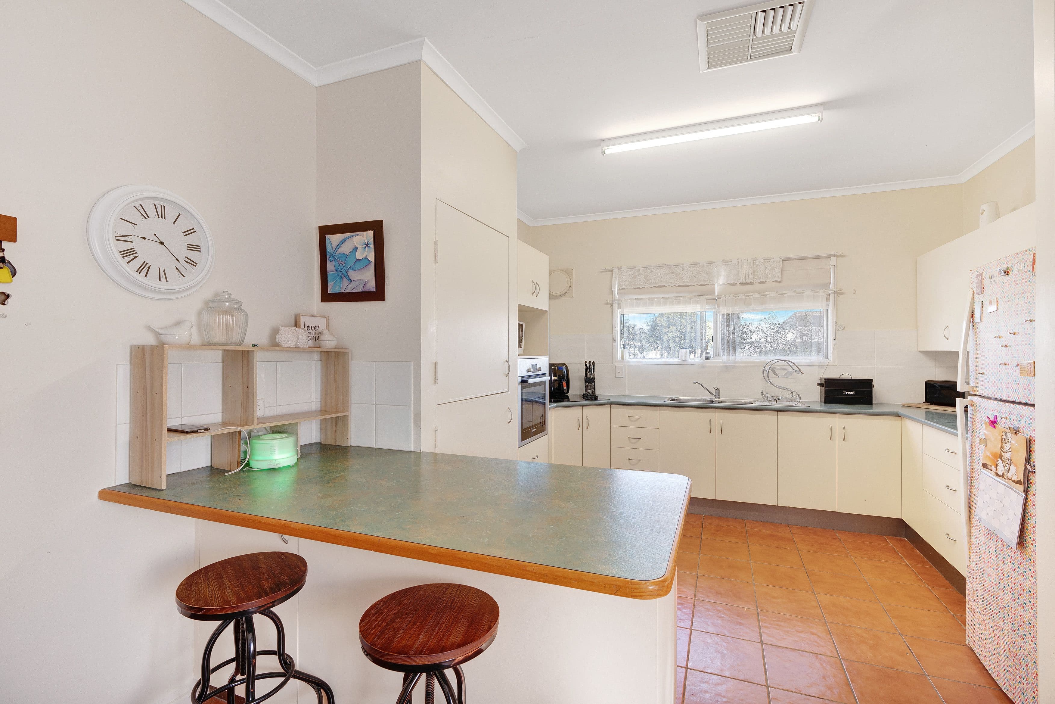 24 Garnet Street, Emerald QLD 4720, Emerald - Thumbnail 8