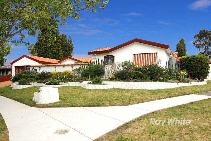 42 Superior Avenue, ROWVILLE VIC 3178, Rowville - Thumbnail 2
