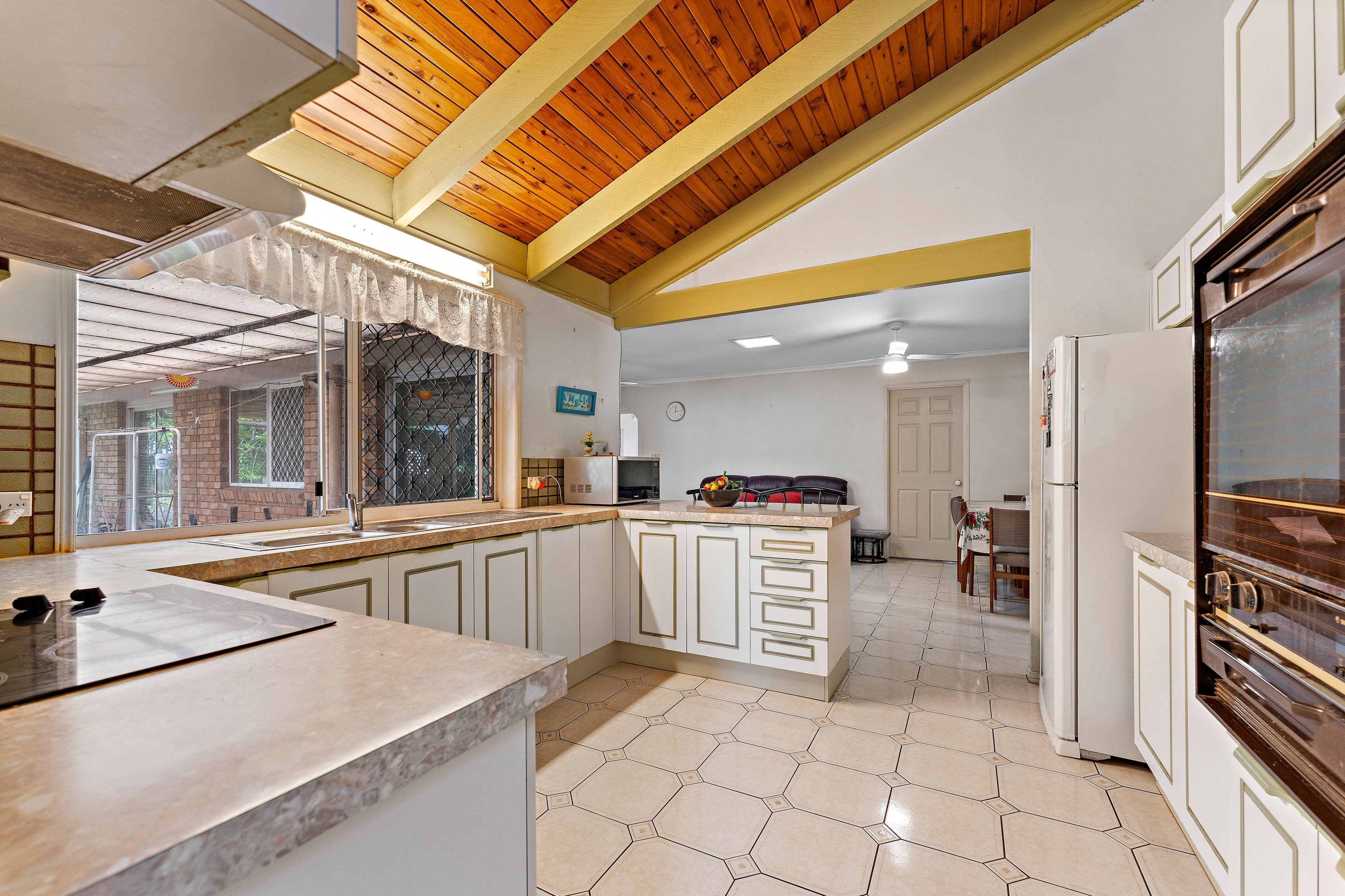 3 Marsala Street, Calamvale QLD 4116, Calamvale - Thumbnail 2