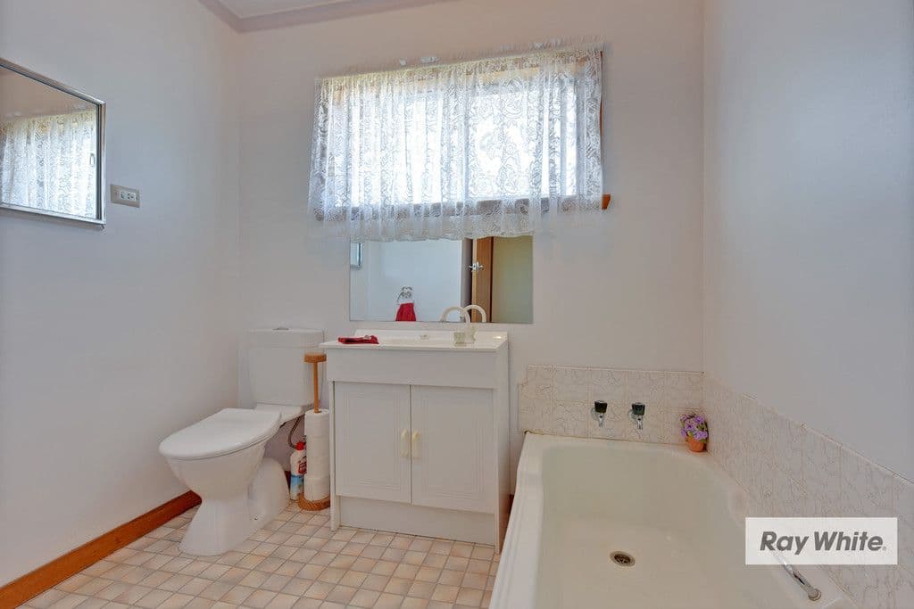 58 Roslyn Avenue, Romaine TAS 7320, Romaine - Thumbnail 5