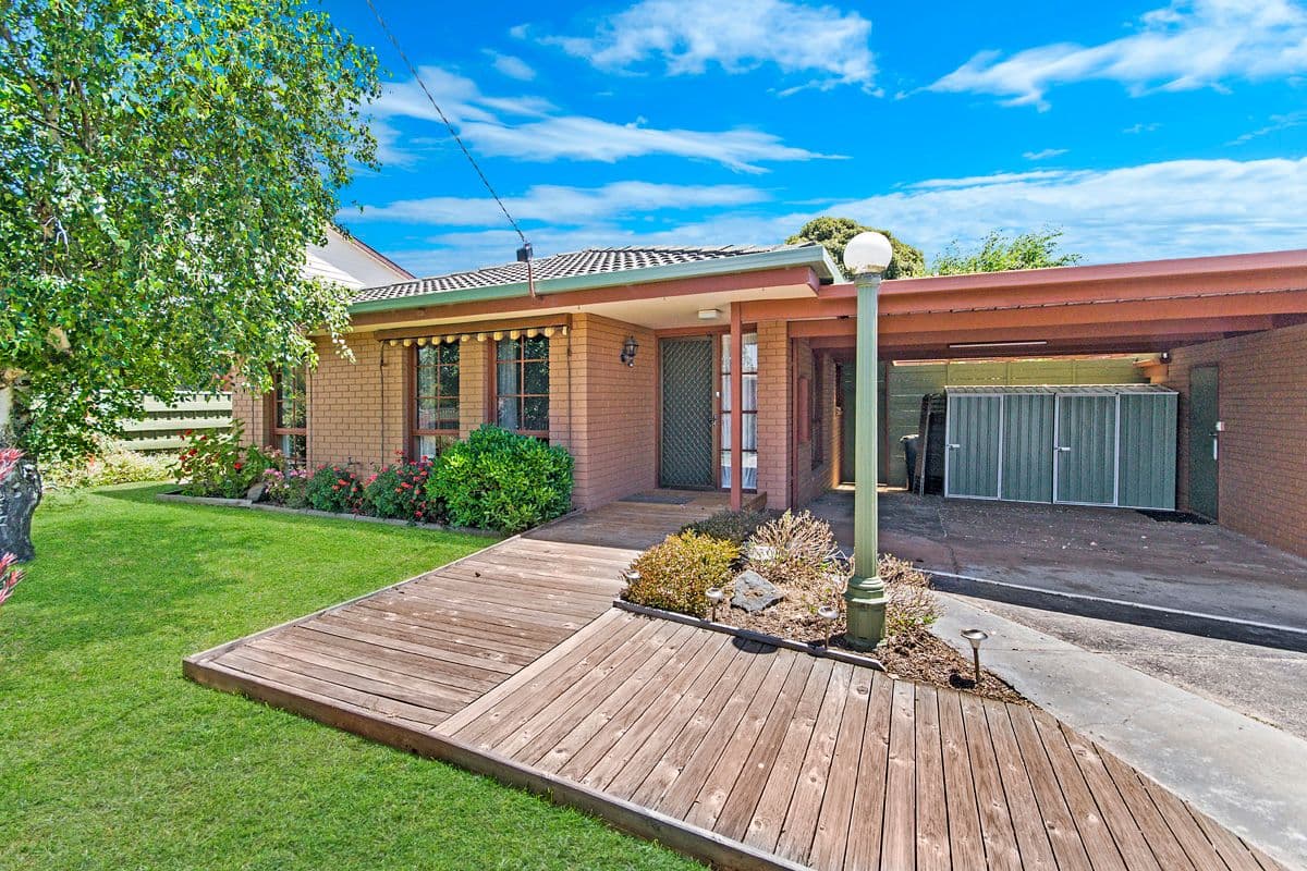 7 McIntyre Street, Wooloowin QLD 4030, Wooloowin - Image 1