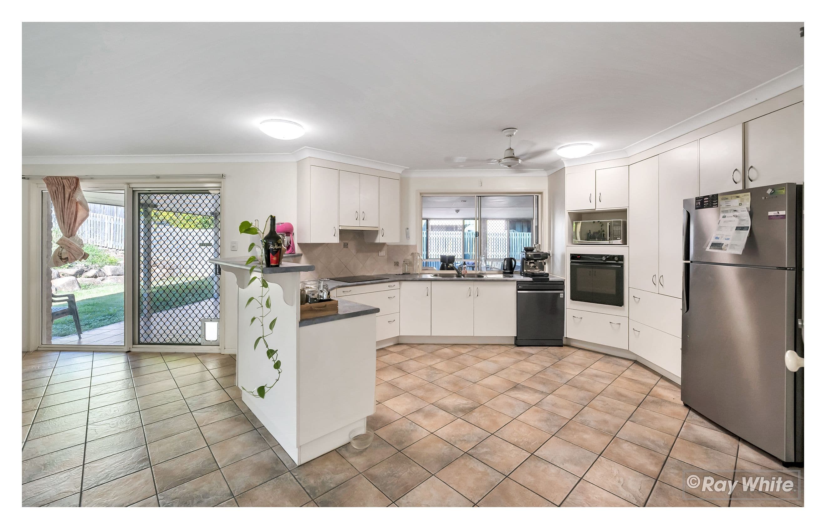 4 Van Haeren Street, Kawana QLD 4701, Kawana - Thumbnail 6