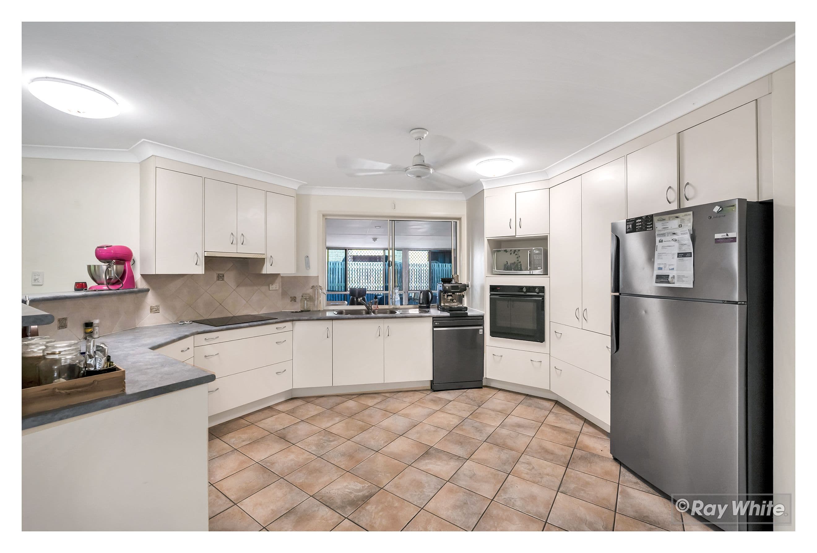 4 Van Haeren Street, Kawana QLD 4701, Kawana - Thumbnail 7
