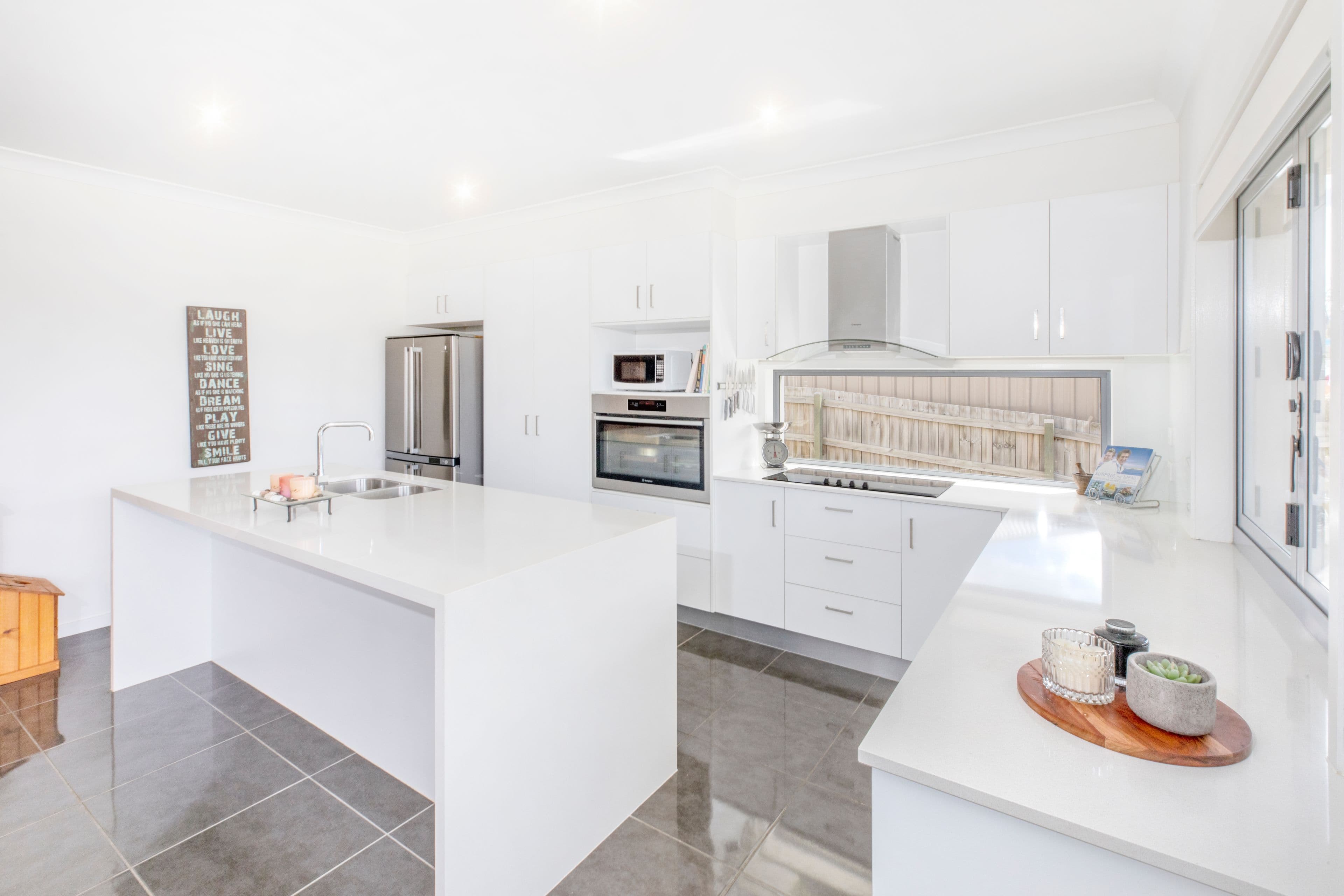 21 Carmen Court, Oxenford QLD 4210, Oxenford - Thumbnail 5