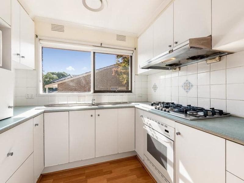 18 Long Valley WayDoncaster East, VIC 3109, Doncaster East - Thumbnail 4