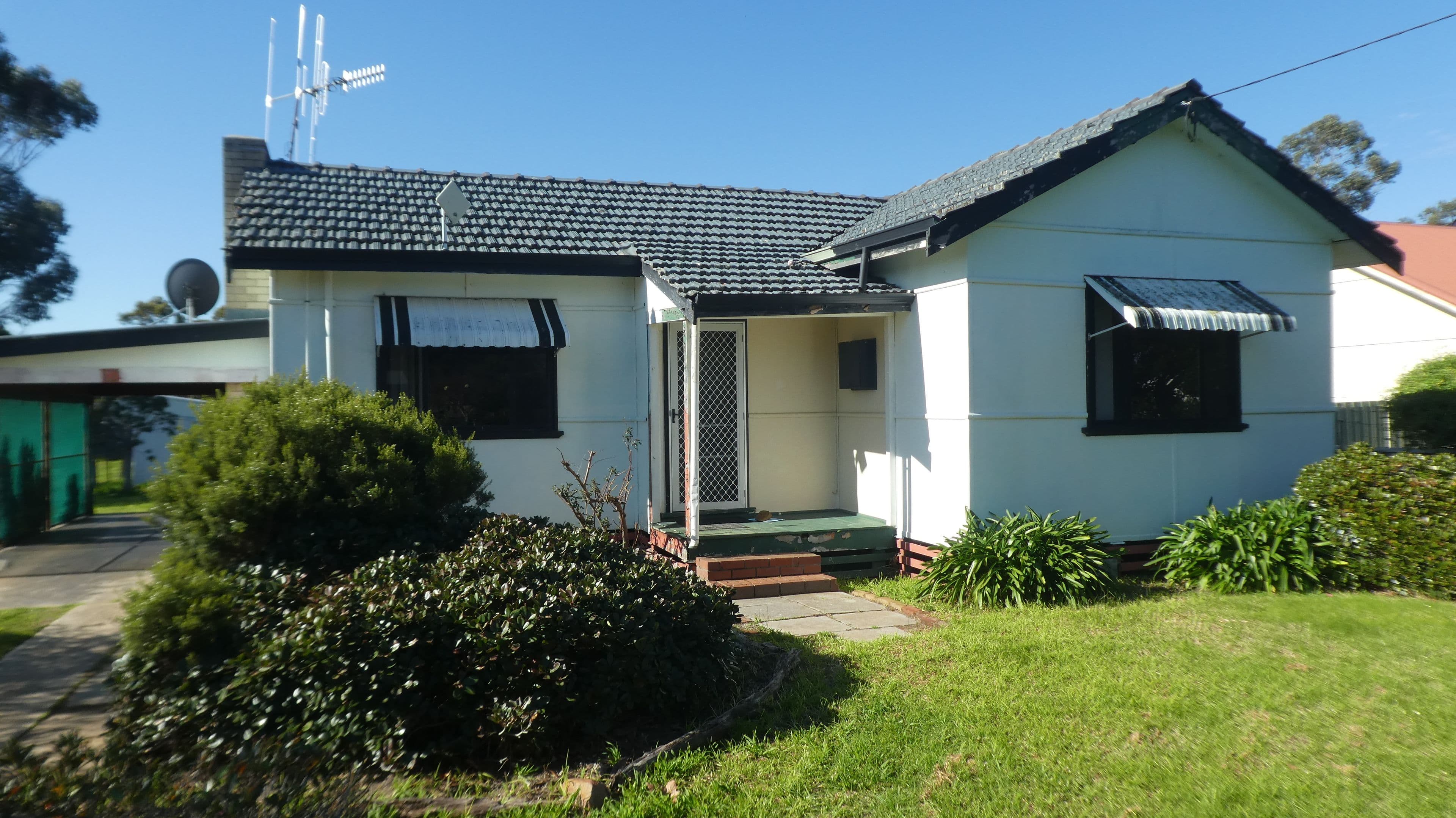 16 Gordon Street, Cranbrook WA 6321, Cranbrook - Image 1