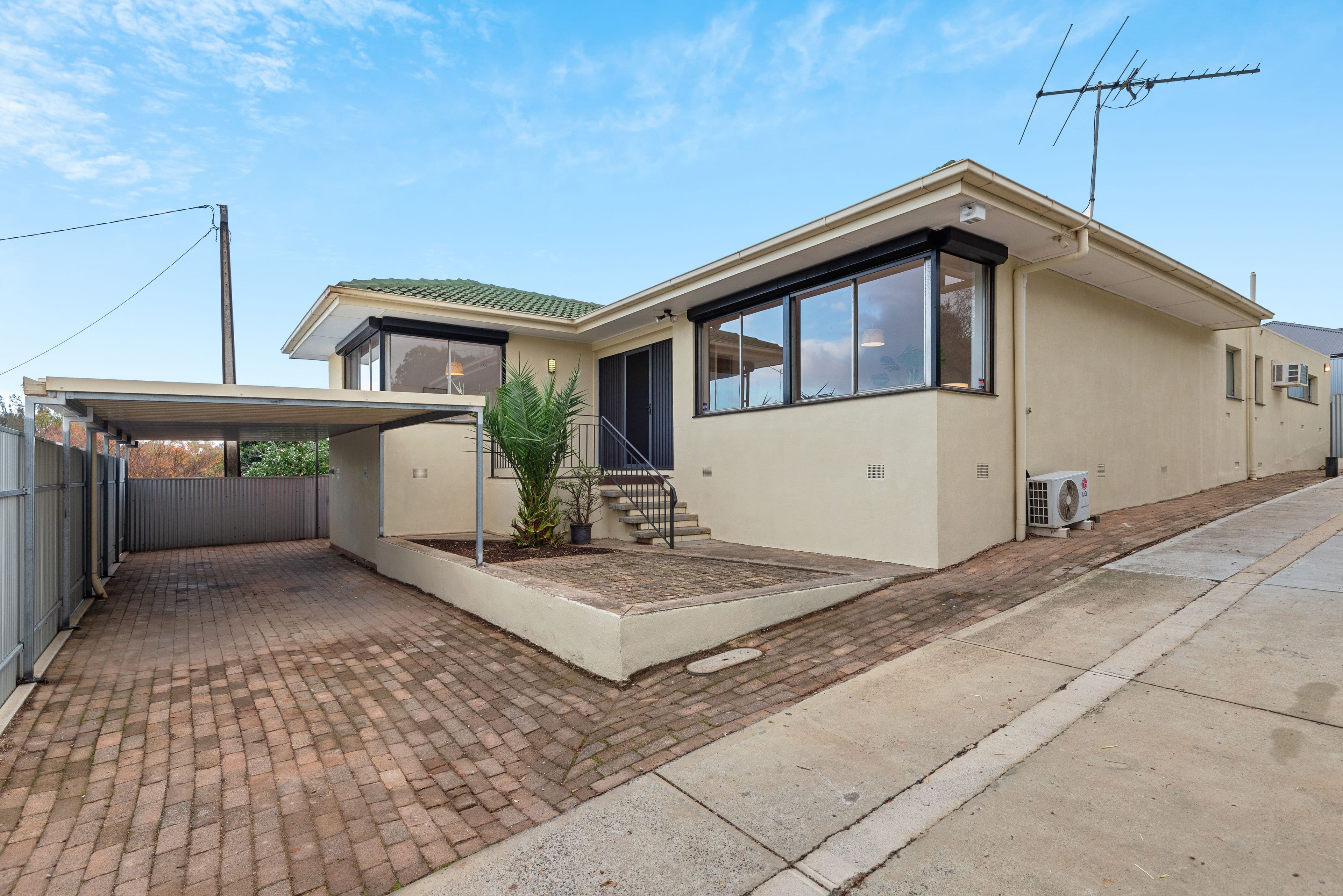 9 Castle Street, Reynella SA 5161, Reynella - Image 1
