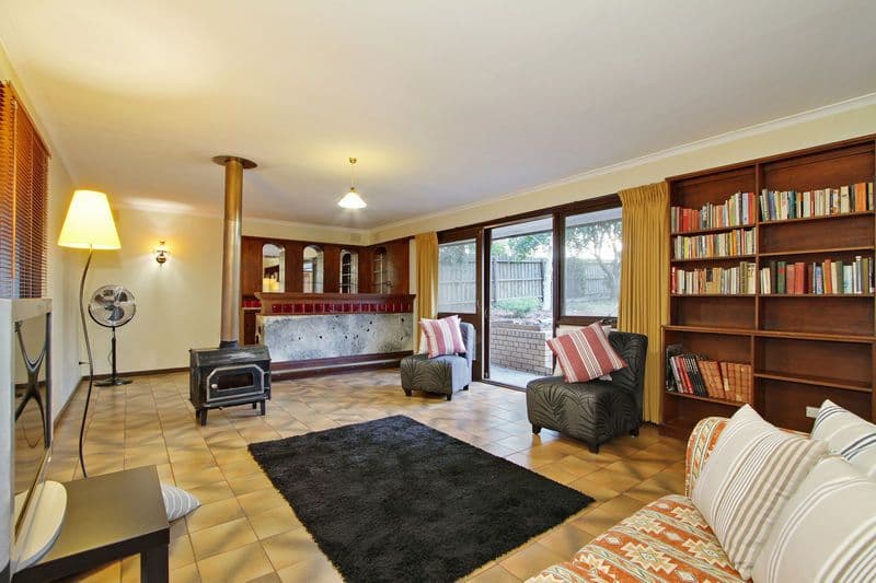 40 LONGVIEW Road, CROYDON SOUTH VIC 3136, Croydon South - Thumbnail 5