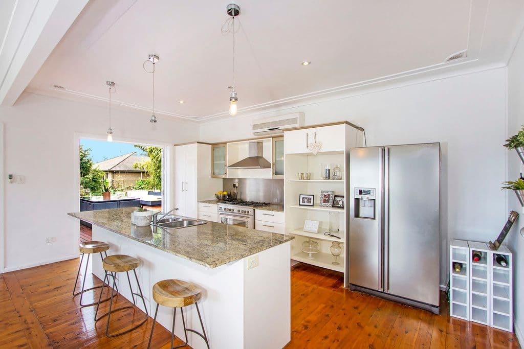 290 Avoca Drive, Green Point NSW 2251, Green Point - Thumbnail 3