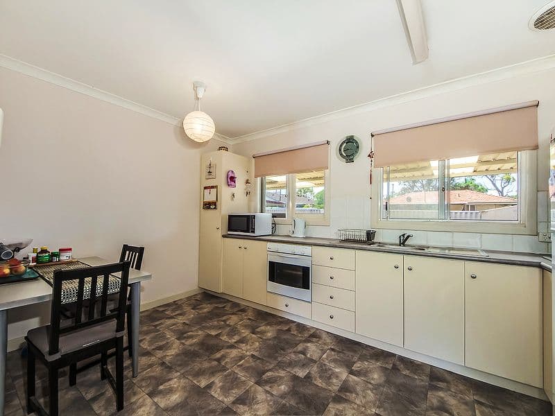 16 Candlebark Drive, Shepparton, Shepparton - Thumbnail 3