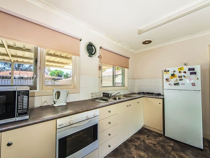 16 Candlebark Drive, Shepparton, Shepparton - Thumbnail 5
