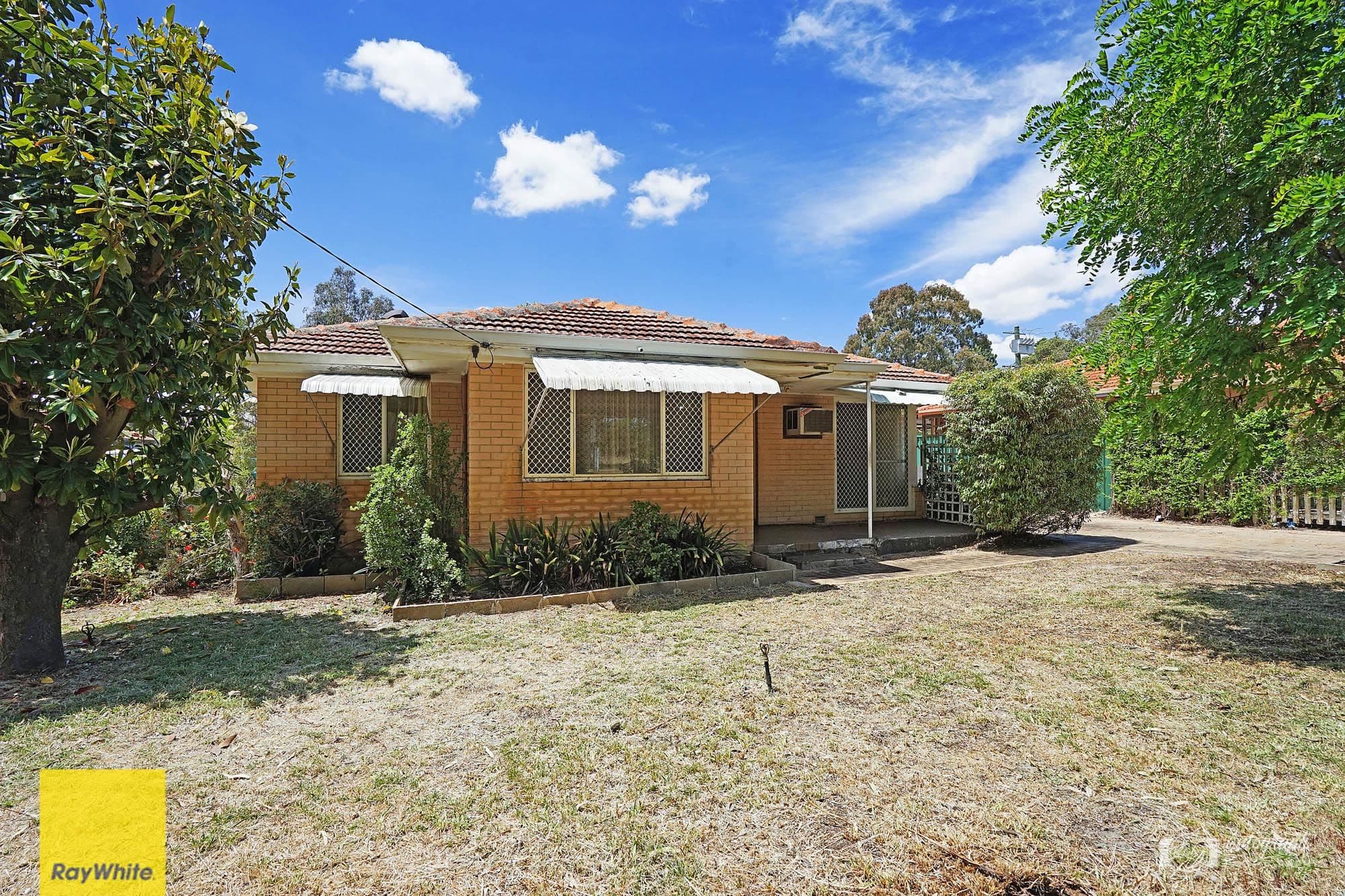 48 Diana Crescent, Lockridge WA 6054, Lockridge - Thumbnail 3