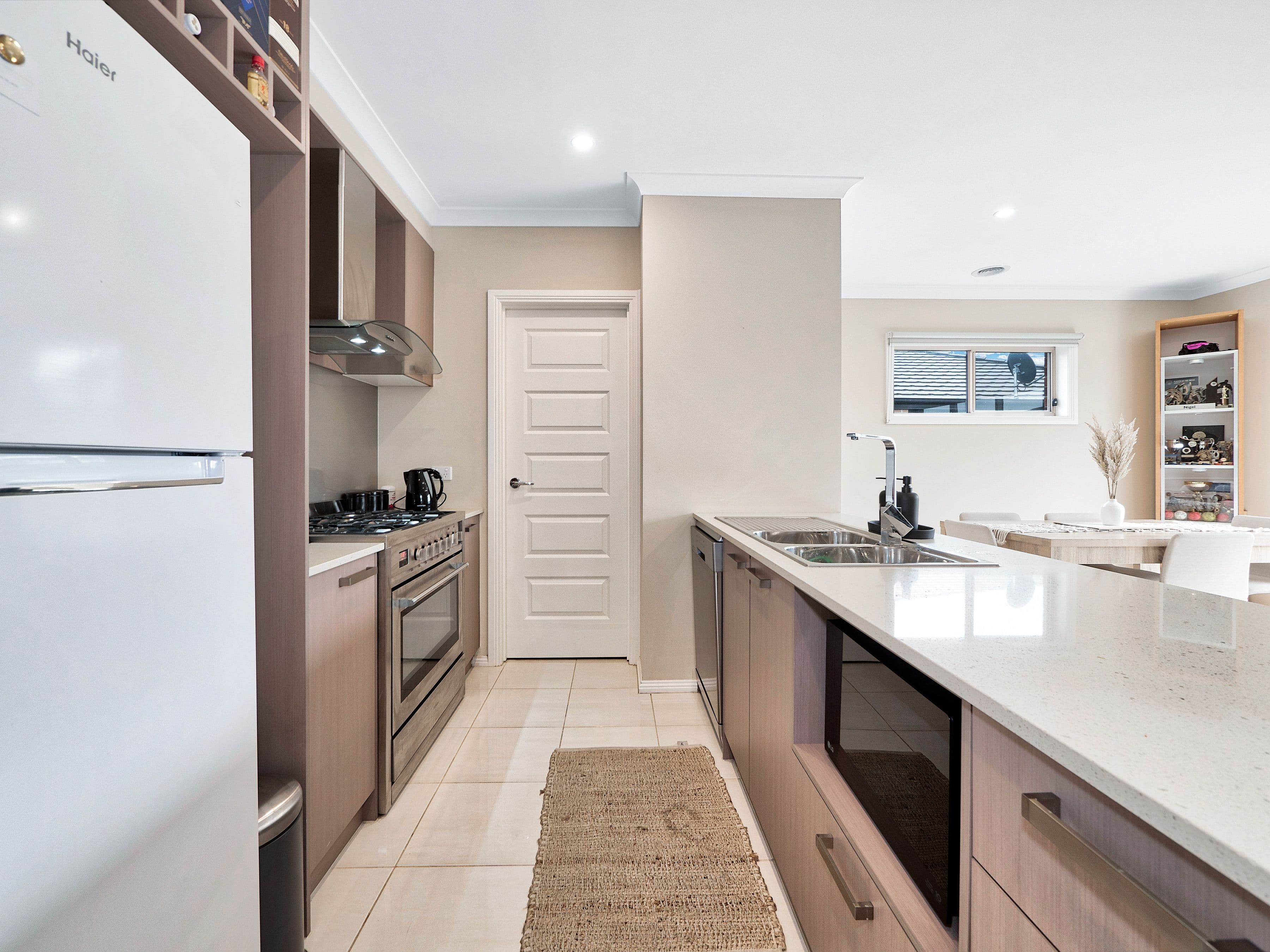 3 Great Banjo Street, Clyde North VIC 3978, Clyde North - Thumbnail 5
