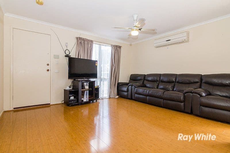 6 Jindalee Gardens, Cranbourne West VIC 3977, Cranbourne West - Thumbnail 2