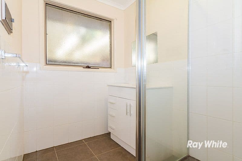 6 Jindalee Gardens, Cranbourne West VIC 3977, Cranbourne West - Thumbnail 8