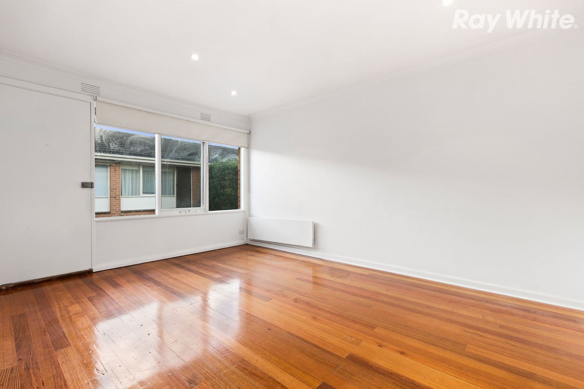 4-6 Latona Street, Mentone VIC 3194, Mentone - Thumbnail 3