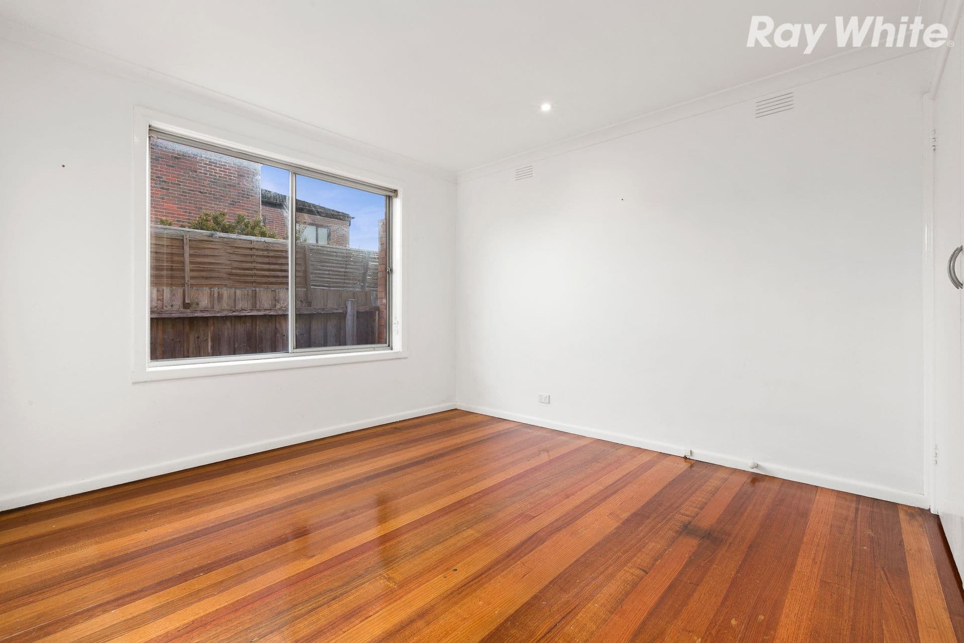 4-6 Latona Street, Mentone VIC 3194, Mentone - Thumbnail 4