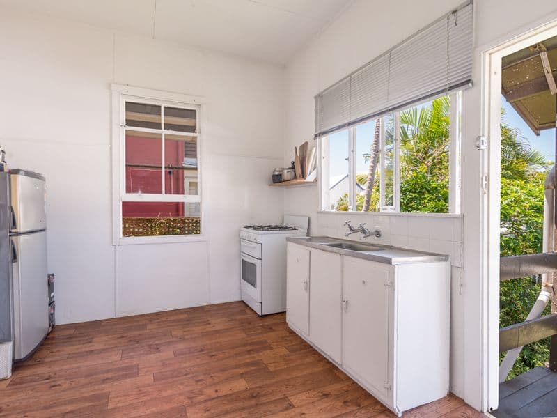 27 Parish Street, SPRING HILL QLD 4000, Spring Hill - Thumbnail 4