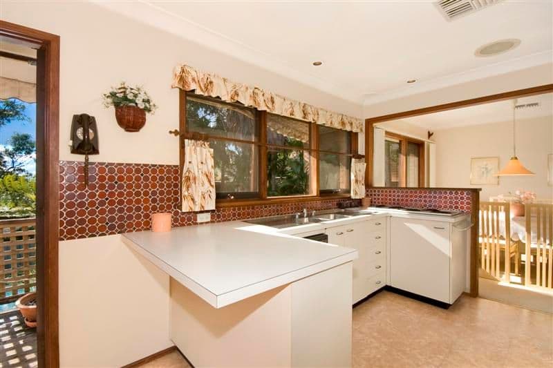 37  Mokera Avenue, KIRRAWEE NSW 2232, Kirrawee - Thumbnail 2