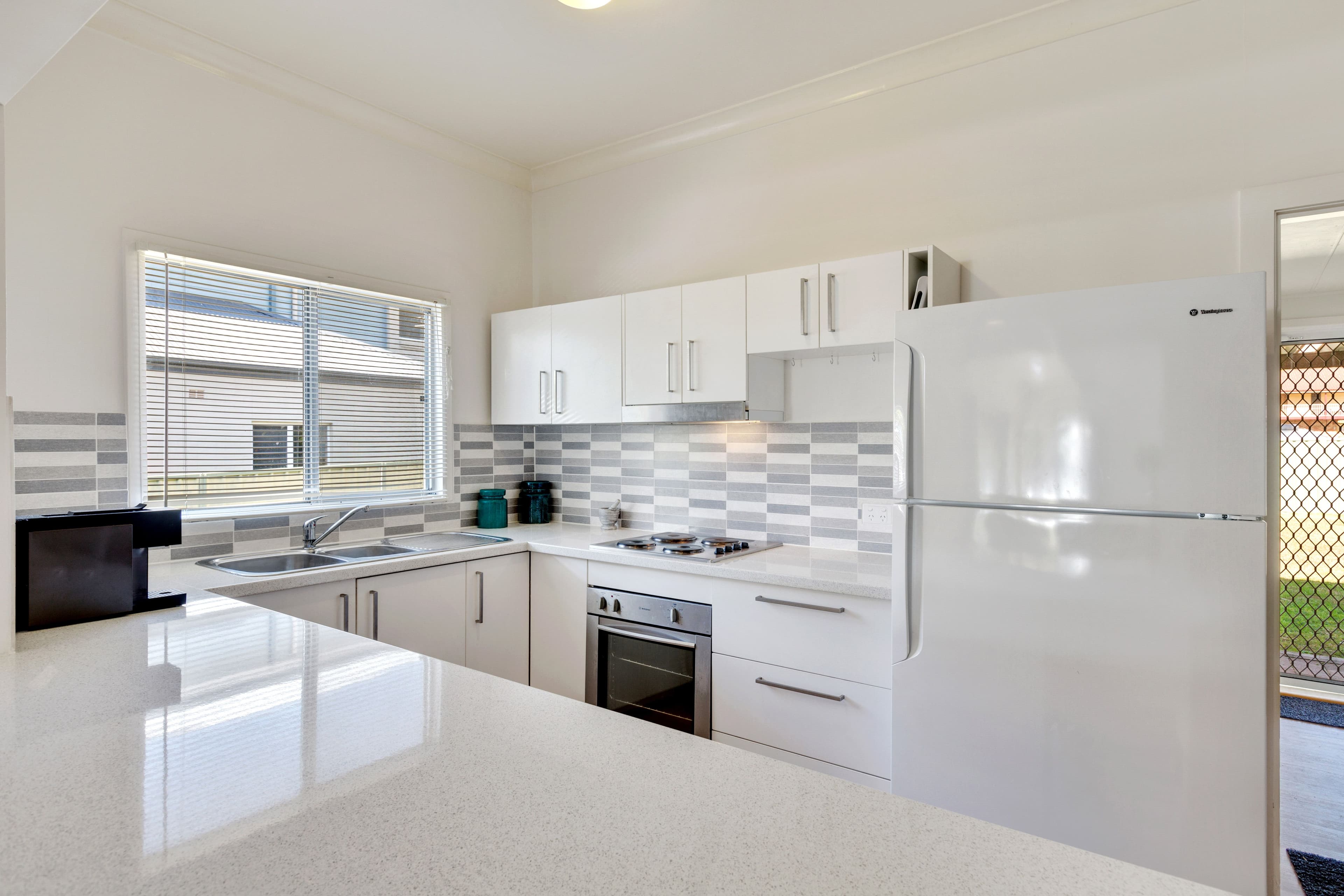 72 Grand Parade, Bonnells Bay NSW 2264, Bonnells Bay - Thumbnail 4