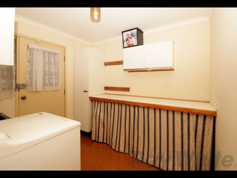 18 Bryant Street, Bundamba QLD 4304, Bundamba - Thumbnail 5