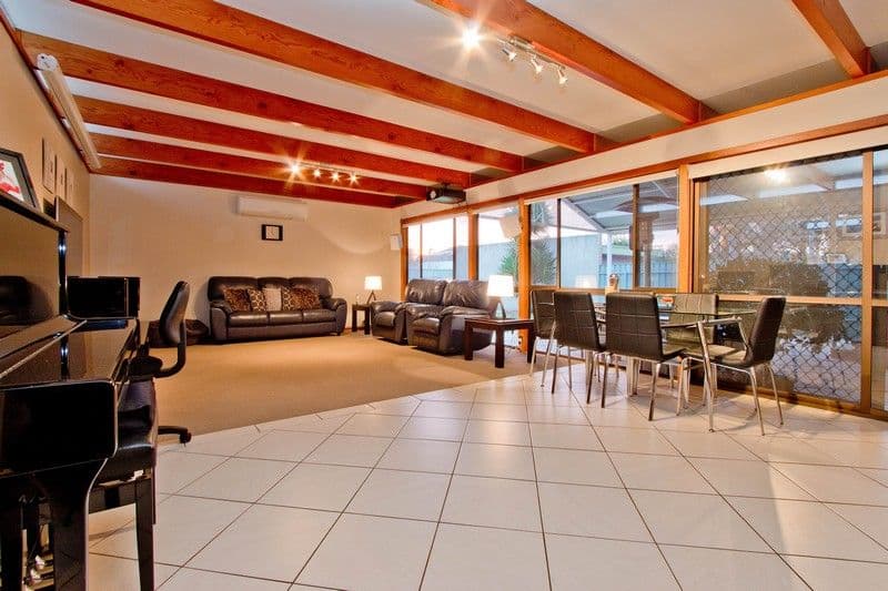 20 Johnstone Road, Oaklands Park SA 5046, Oaklands Park - Thumbnail 2