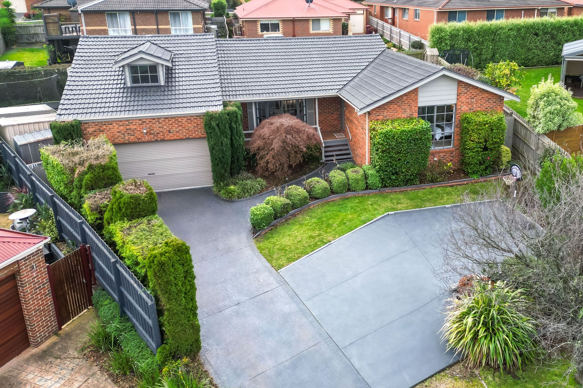 4 Confait Court, Berwick VIC 3806, Berwick - Thumbnail 2