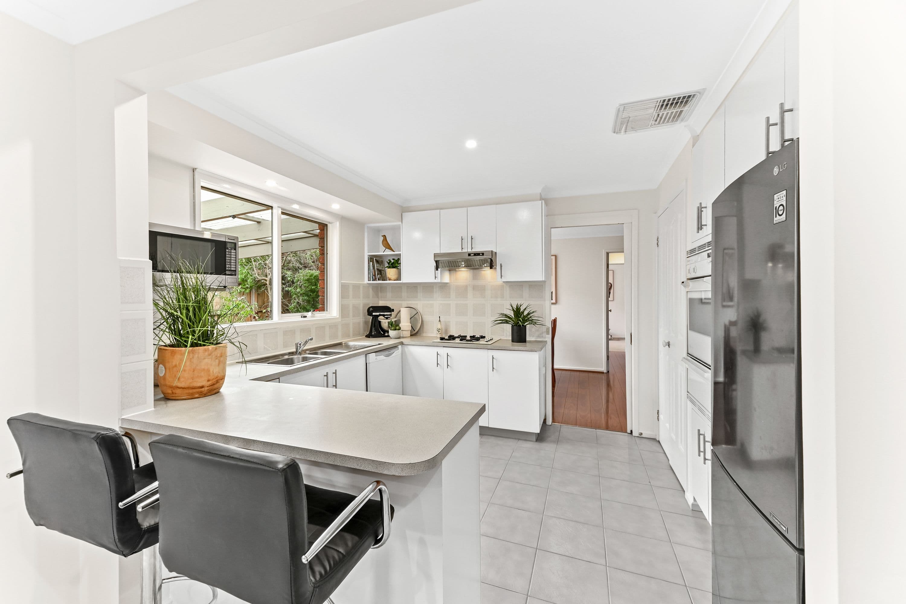 4 Confait Court, Berwick VIC 3806, Berwick - Thumbnail 6