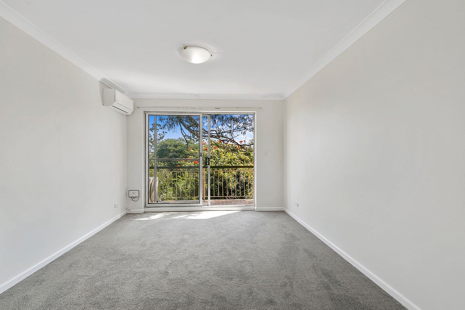 22 Princess Street, Fairfield QLD 4103, Fairfield - Image 1