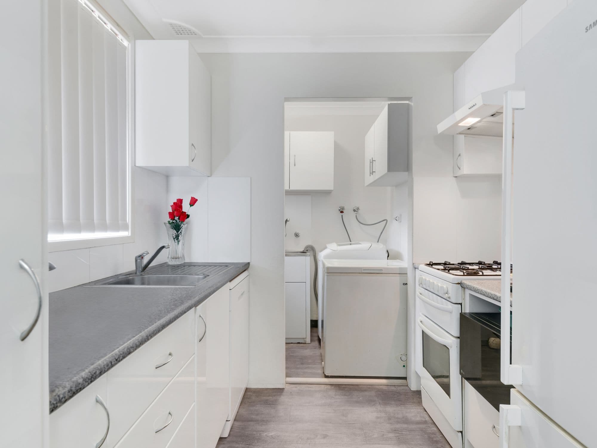 11/20 Stewart Street, Campbelltown NSW 2560, Campbelltown - Thumbnail 6
