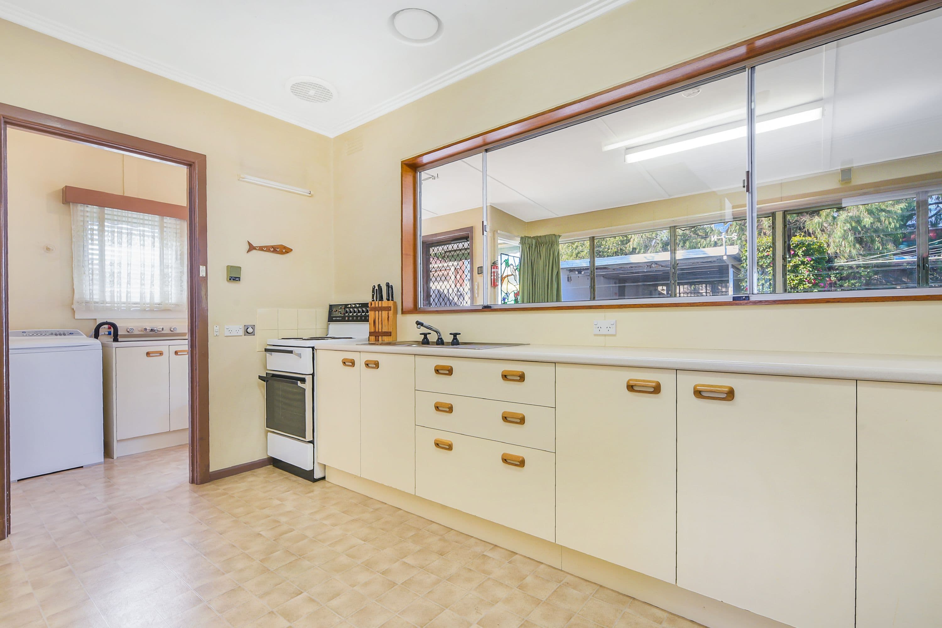 28 Tobias Avenue, Glen Waverley VIC 3150, Glen Waverley - Thumbnail 5
