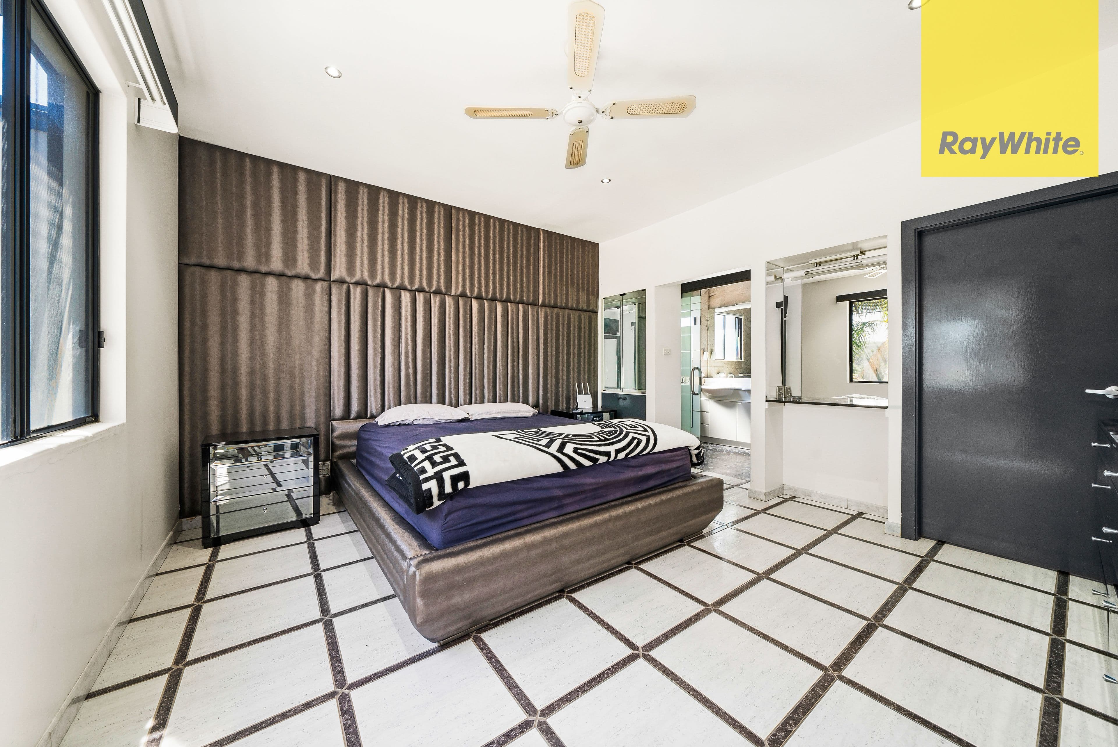 19 Adelaide Place, Cecil Hills - Thumbnail 7
