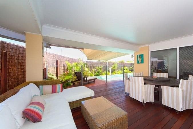 1 Dory Court, SANDSTONE POINT QLD 4511, Sandstone Point - Thumbnail 5