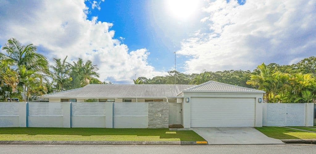 1 Pipit Parade, Burleigh Waters QLD 4220, Burleigh Waters - Image 1