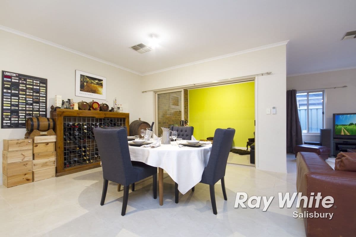 17 Chapman Court, MAWSON LAKES SA 5095, Mawson Lakes - Thumbnail 3