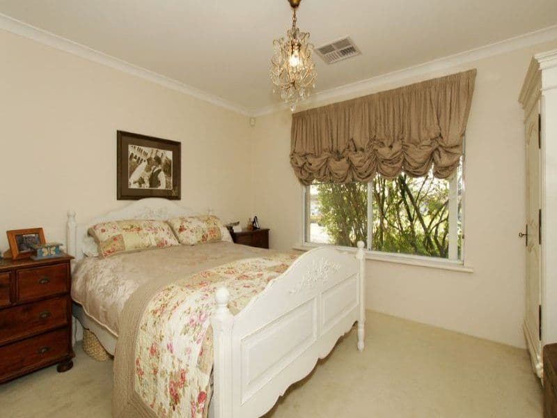 44 Bermuda Drive, BALLAJURA WA 6066, Ballajura - Thumbnail 5