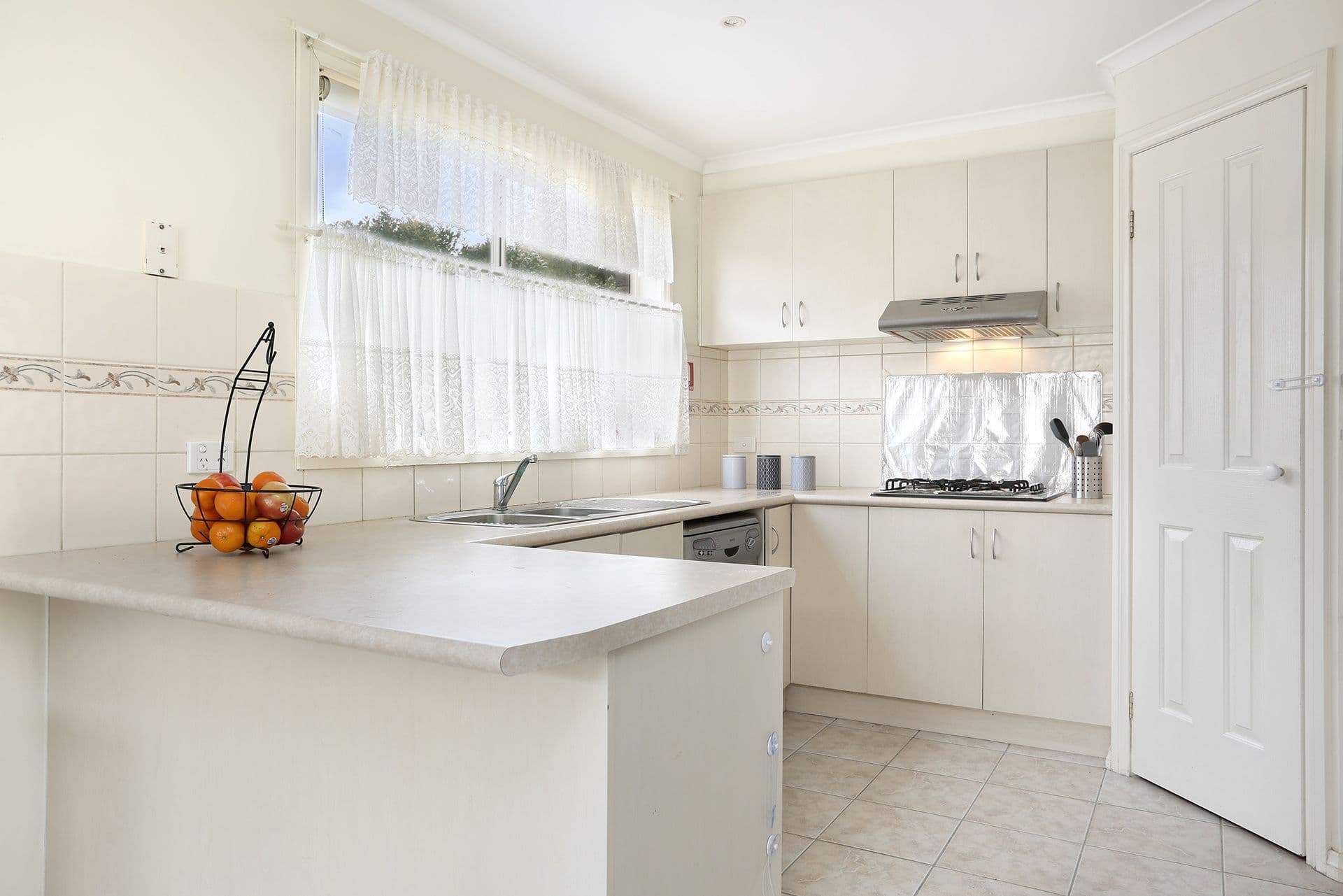 12 Lauderdale Drive, Tarneit VIC 3029, Tarneit - Thumbnail 5