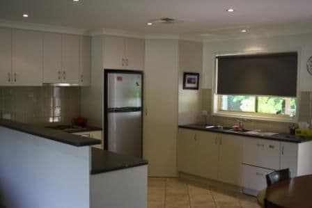 4 Hall Court, HOWLONG NSW 2643, Howlong - Thumbnail 4