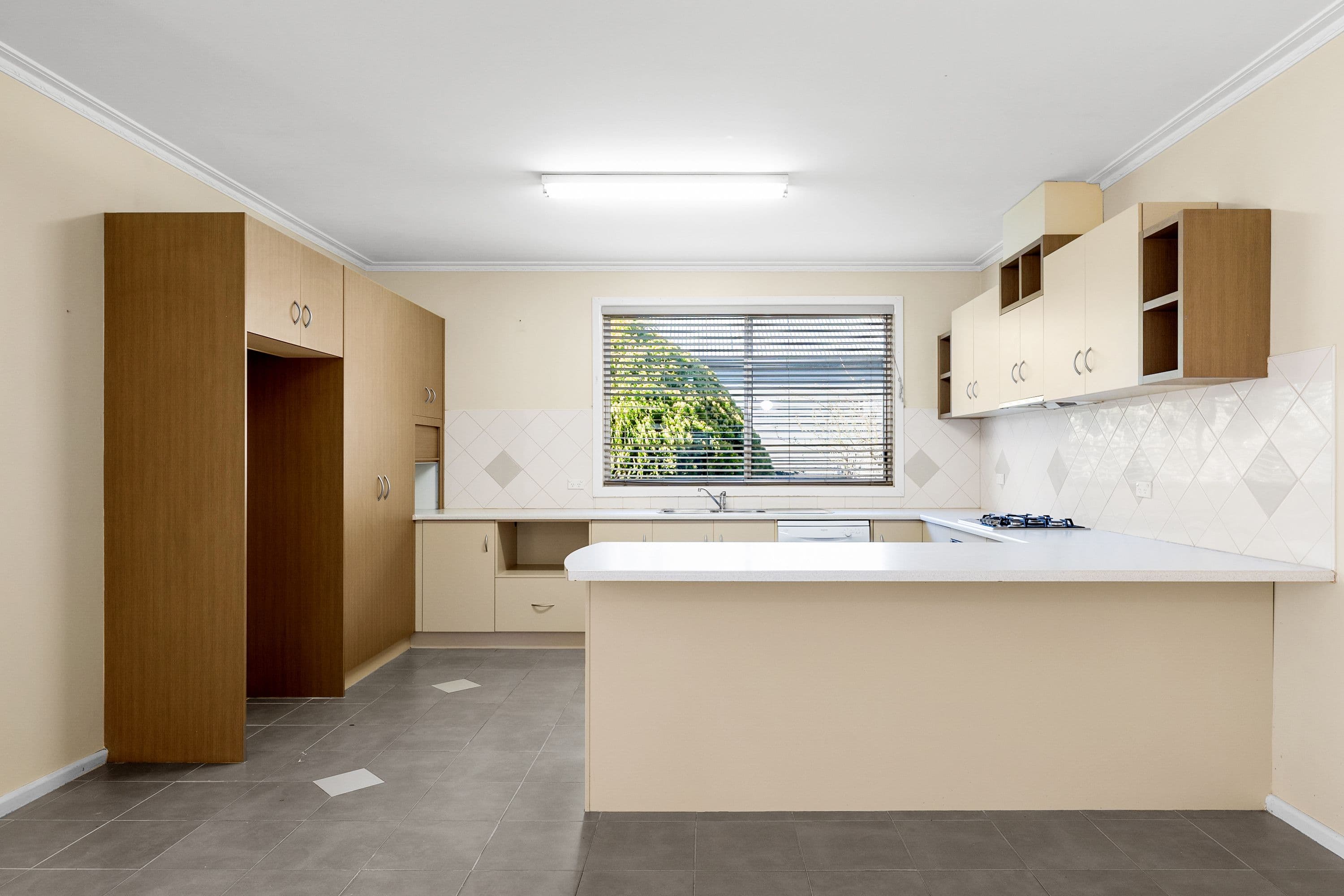 23 Barkly Street, Ararat VIC 3377, Ararat - Thumbnail 3