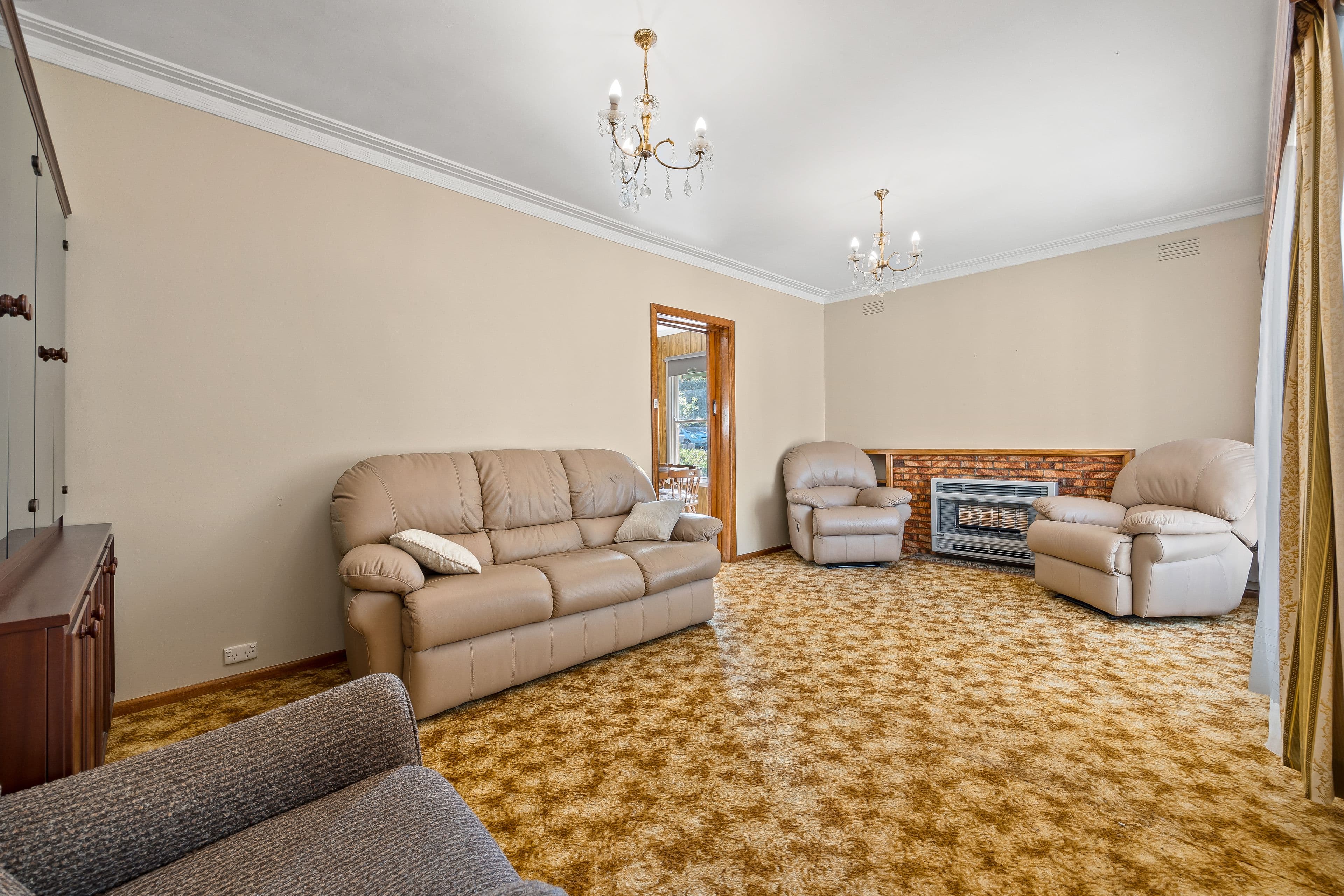 3 Heather Avenue, Mount Clear VIC 3350, Mount Clear - Thumbnail 2