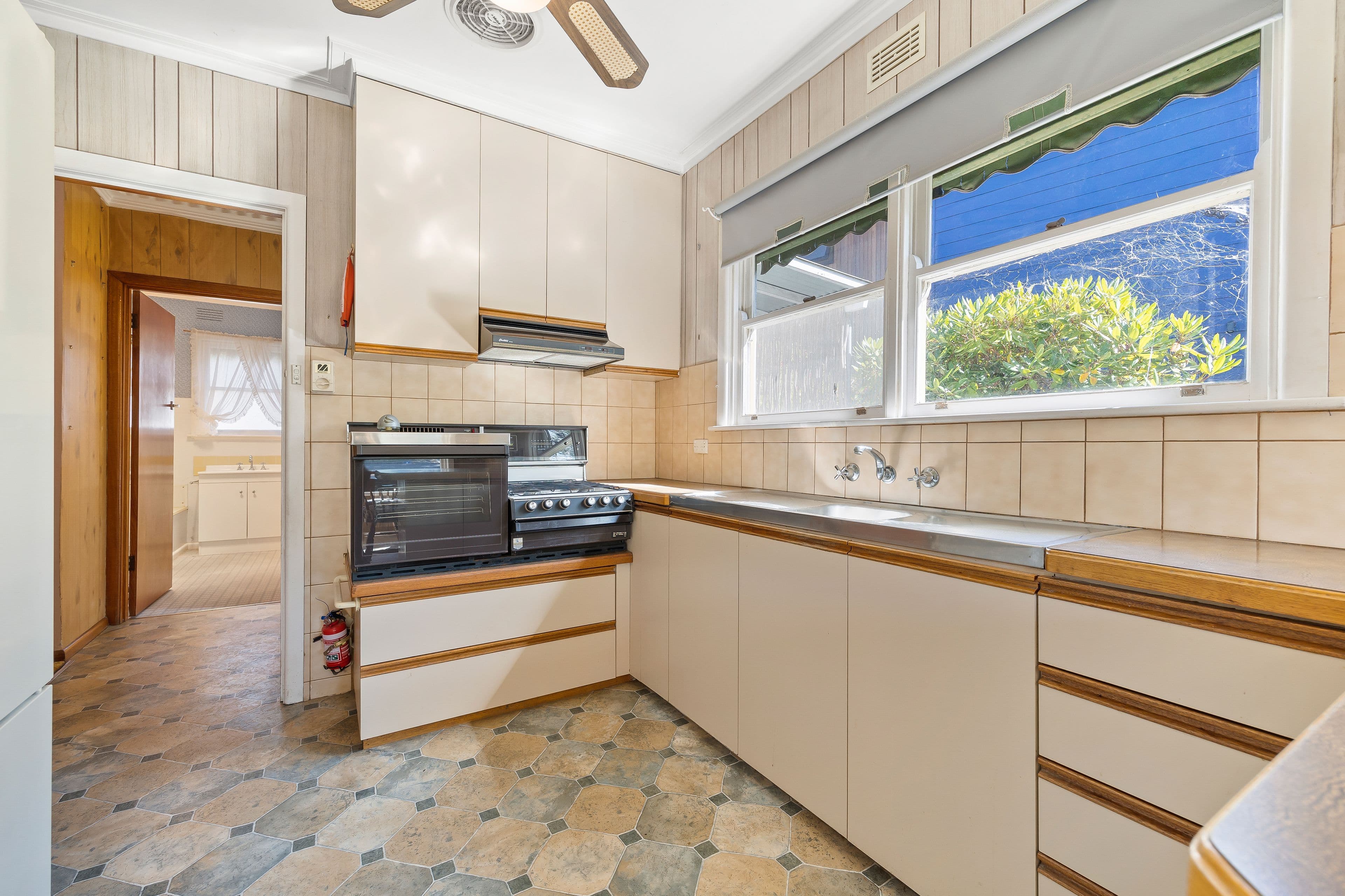 3 Heather Avenue, Mount Clear VIC 3350, Mount Clear - Thumbnail 5