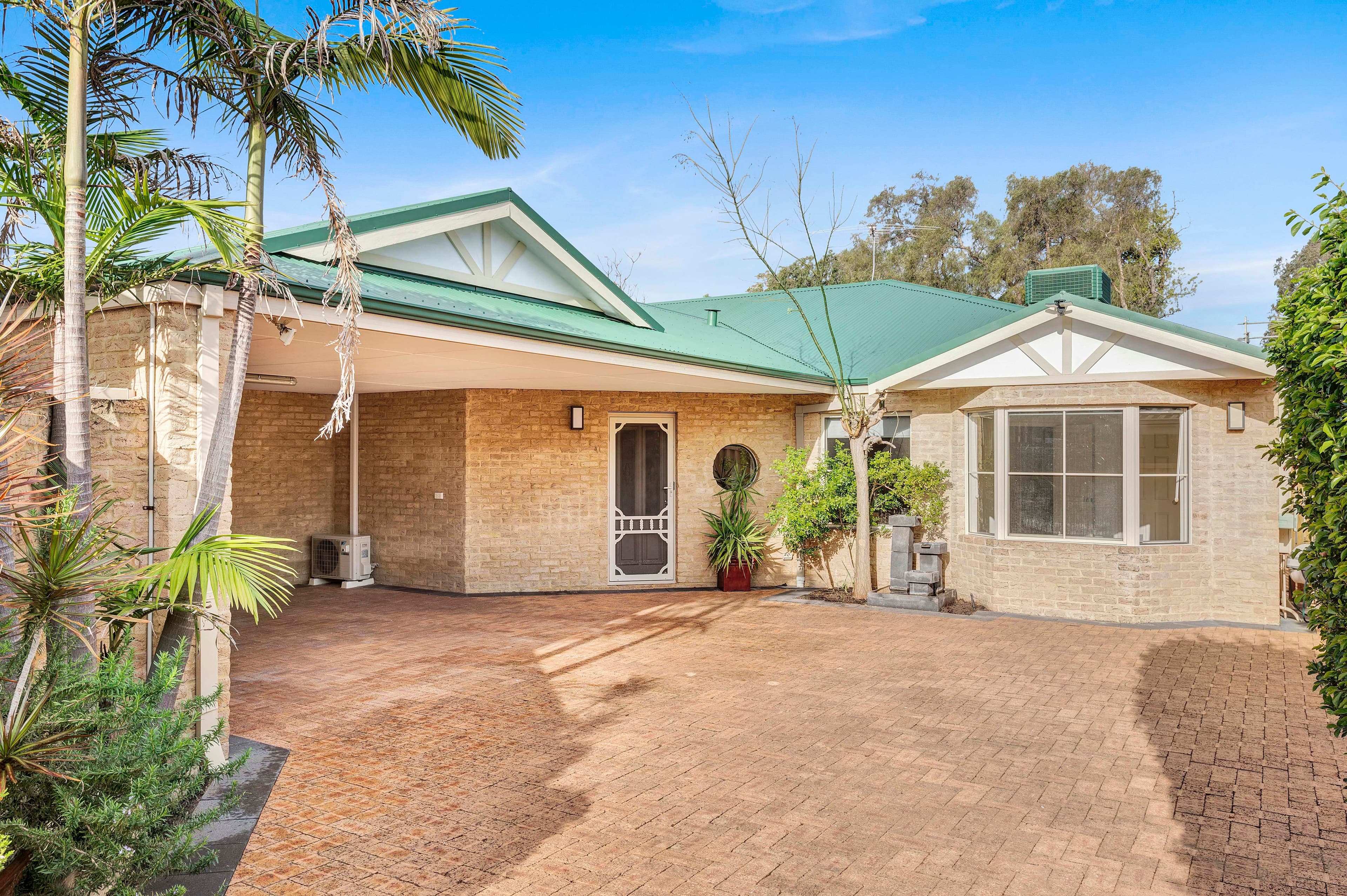 84 Mcdonald Street, Como WA 6152, Como - Thumbnail 2